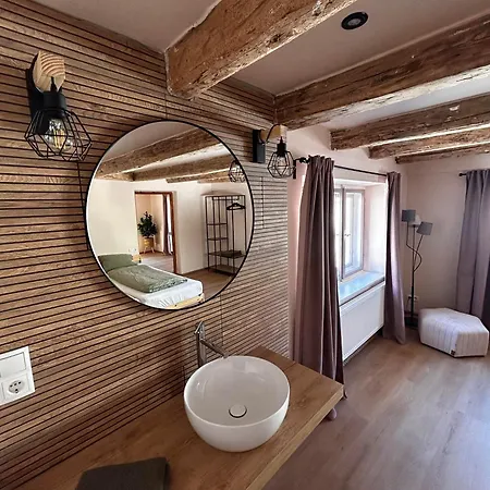 Nynke's Alpennest Daire Arzl im Pitztal