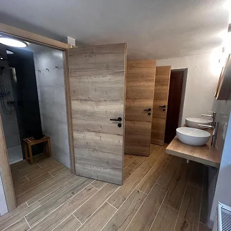 Nynke's Alpennest Apartament *